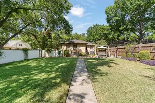 115 Bellevue Dr, Cleburne, TX 76033 - Photo 37