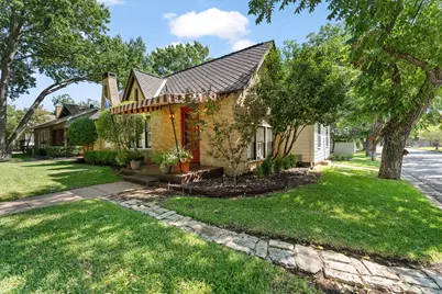 115 Bellevue Drive, Cleburne, TX 76033 - Photo 3