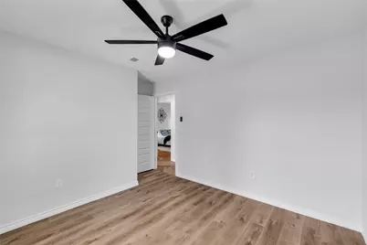 110 Muleta Drive, Oak Point, TX 75068 - Photo 25