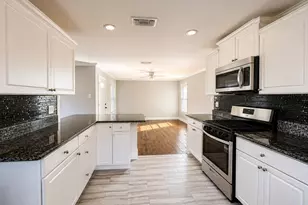 3860 Durango Dr, Dallas, TX 75220 - Photo 3
