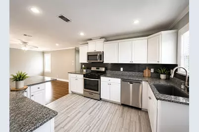 3860 Durango Drive, Dallas, TX 75220 - Photo 5