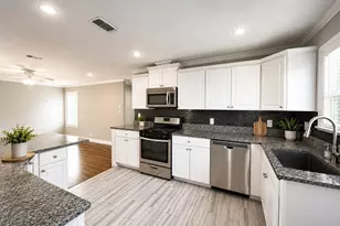 3860 Durango Dr, Dallas, TX 75220 - Photo 5