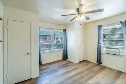 4412 Pierce Avenue, Fort Worth, TX 76119 - Photo 7