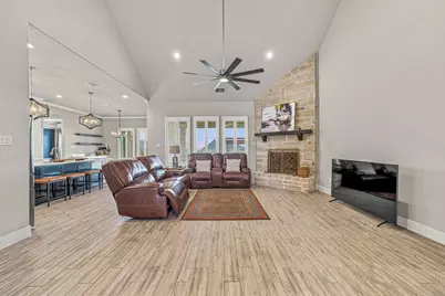 212 Buena Vista Drive, Godley, TX 76044 - Photo 7