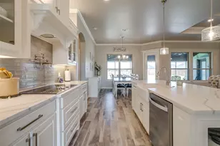 2716 Village Rd, Granbury, TX 76049 - Photo 13
