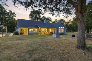 10381 FM512, Wolfe City, TX 75496 - Photo 3