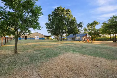 10381 Fm 512, Wolfe City, TX 75496 - Photo 9