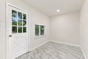 12241 Oberlin Dr, Dallas, TX 75243 - Photo 7