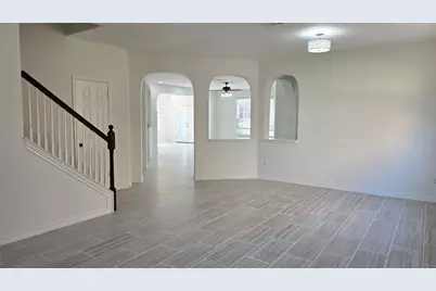 606 Port Royale Way, Euless, TX 76039 - Photo 5
