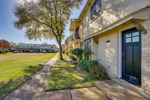 42 W Creek Ln, Grand Prairie, TX 75052 - Photo 21
