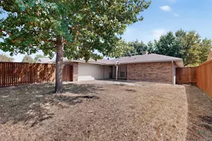 2009 Glencrest Ln, Garland, TX 75040 - Photo 29