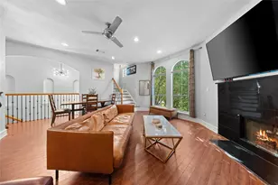 2022 N Fitzhugh Ave, Dallas, TX 75204 - Photo 17