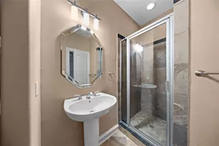 2022 N Fitzhugh Ave, Dallas, TX 75204 - Photo 27