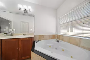 2022 N Fitzhugh Ave, Dallas, TX 75204 - Photo 25