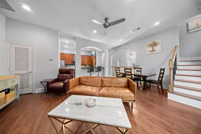2022 N Fitzhugh Avenue #B, Dallas, TX 75204 - Photo 15