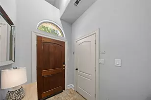 2022 N Fitzhugh Ave, Dallas, TX 75204 - Photo 5