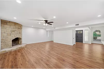 2105 Wilson Drive, Arlington, TX 76011 - Photo 11