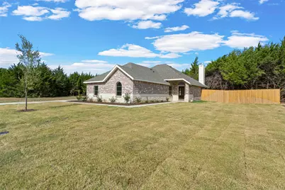 425 Watercrest Lane, Glenn Heights, TX 75154 - Photo 3