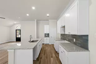 425 Water Crest Ln, Glenn Heights, TX 75154 - Photo 7