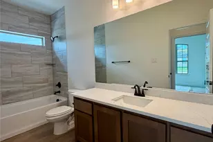 310 Devonshire Dr, Greenville, TX 75401 - Photo 5
