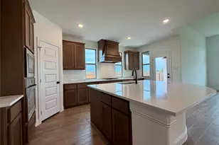 310 Devonshire Dr, Greenville, TX 75401 - Photo 13