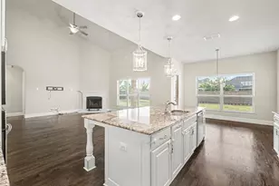 1616 Canals Dr, Little Elm, TX 75068 - Photo 15