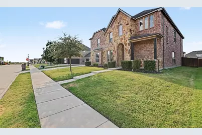 1616 Canals Drive, Little Elm, TX 75068 - Photo 9