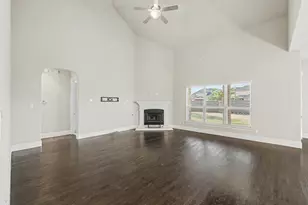1616 Canals Dr, Little Elm, TX 75068 - Photo 9