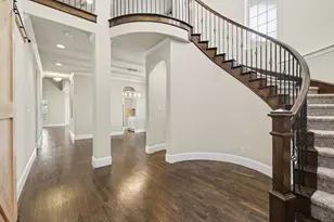 1616 Canals Dr, Little Elm, TX 75068 - Photo 5