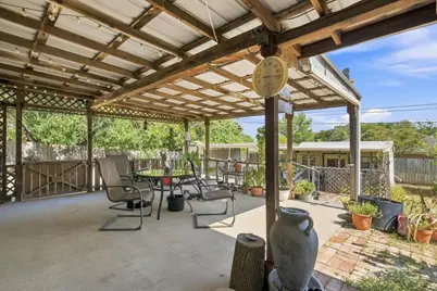 105 Virginia, Hewitt, TX 76643 - Photo 13