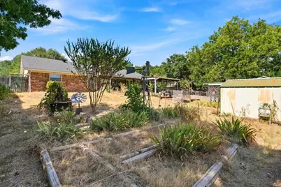 105 Virginia, Hewitt, TX 76643 - Photo 15