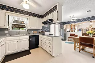 105 Virginia, Hewitt, TX 76643 - Photo 5