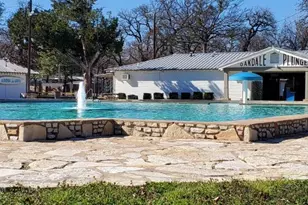 1207 NE Barnard St, Glen Rose, TX 76043 - Photo 9