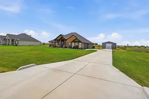 6941 Eagle Crk Dr, Godley, TX 76044 - Photo 3