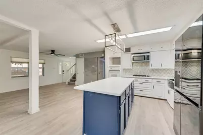 721 Thompson Drive, Saginaw, TX 76179 - Photo 9