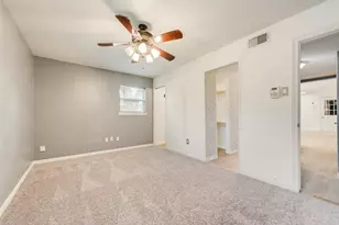721 Thompson Dr, Saginaw, TX 76179 - Photo 27