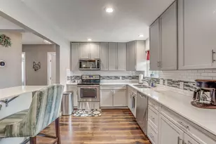 2822 Materhorn Dr, Dallas, TX 75228 - Photo 5