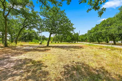 2000 Dowdy Ferry Road, Dallas, TX 75217 - Photo 7