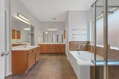 2236 Sparrow Hawk Court, Grand Prairie, TX 75052 - Photo 17