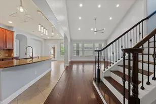 2236 Sparrow Hawk Ct, Grand Prairie, TX 75052 - Photo 9