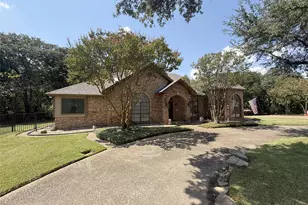 100 Kings Row Dr, Mansfield, TX 76063 - Photo 1