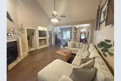 100 Kings Row Drive, Mansfield, TX 76063 - Photo 7