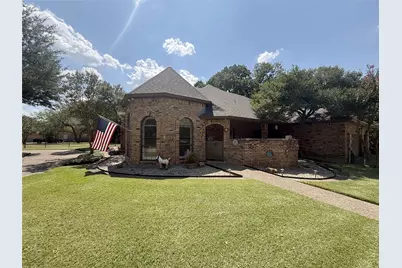 100 Kings Row Drive, Mansfield, TX 76063 - Photo 3