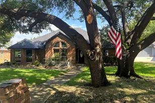 2906 River Crest St, Grapevine, TX 76051 - Photo 1