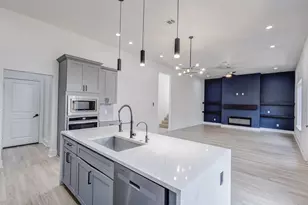 2501 Lenway St, Dallas, TX 75215 - Photo 19