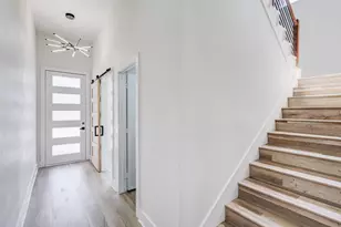 2501 Lenway St, Dallas, TX 75215 - Photo 7
