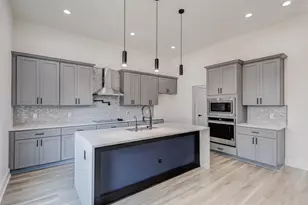2501 Lenway St, Dallas, TX 75215 - Photo 17