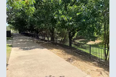 4429 Grady Lane, Carrollton, TX 75010 - Photo 25