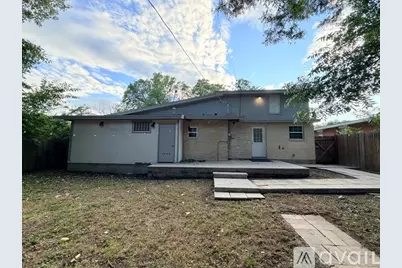 4925 Lubbock Avenue, Fort Worth, TX 76115 - Photo 3