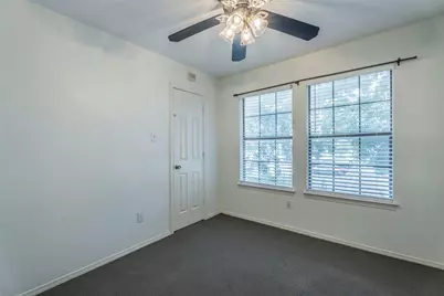 5757 E University Boulevard #27S, Dallas, TX 75206 - Photo 9